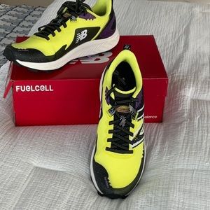 NIB New Balance FuelCell Summit Unknown. V3 Women’s Size 9.5